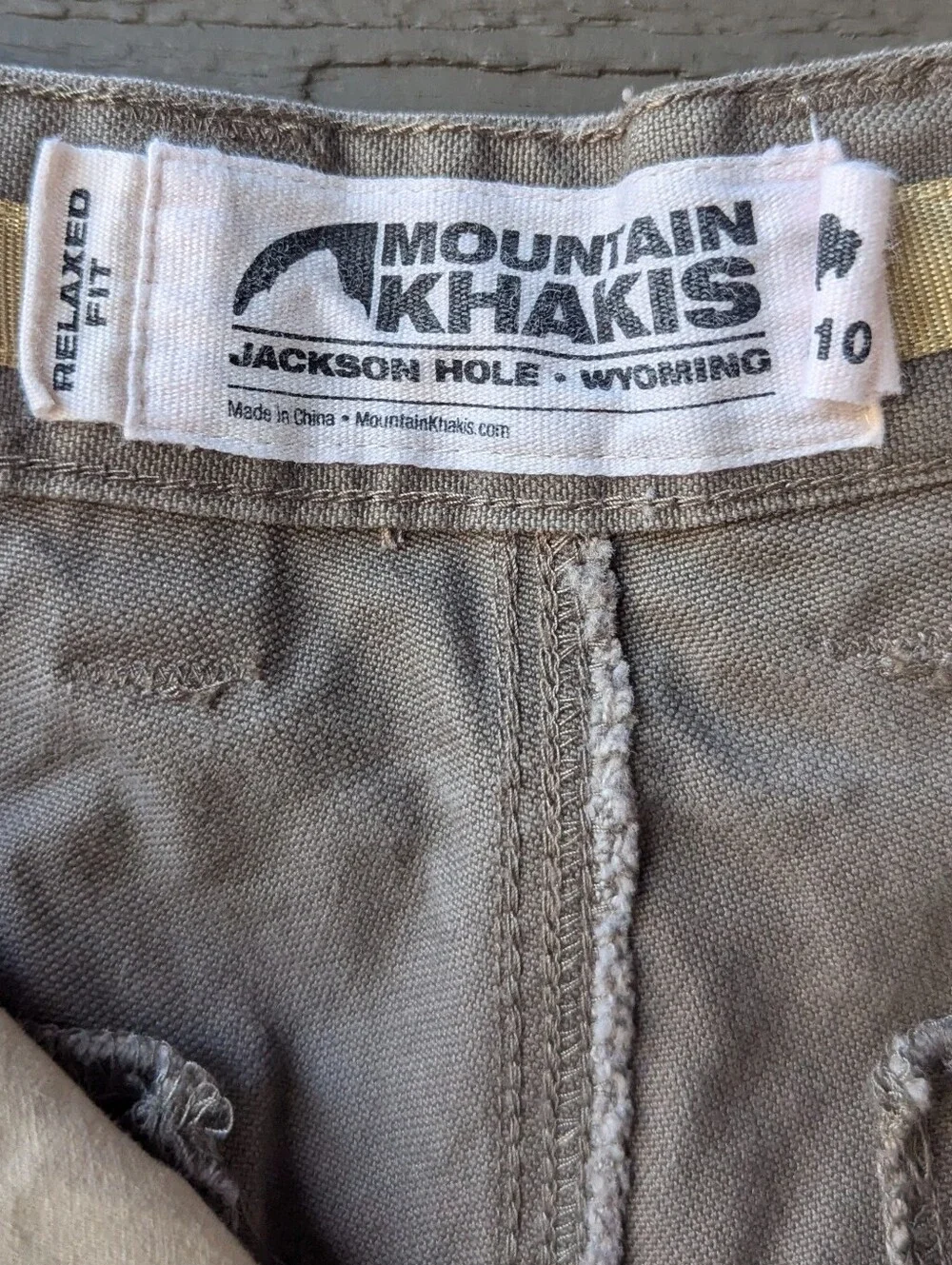Mountain Khakis Heavyweight Canvas Relaxed Fit Short Size 38X10 Taupe Gray